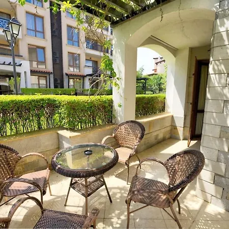 Cozy Garden View Studio At Oasis Beach Club Apartamento Lozenets