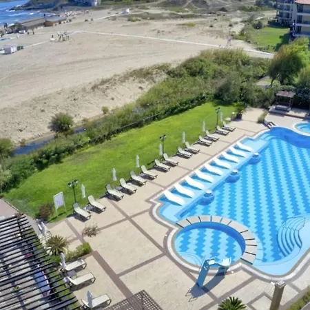 Cozy Garden View Studio At Oasis Beach Club Apartamento