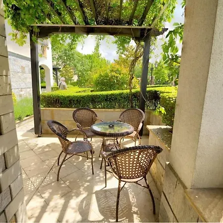 Cozy Garden View Studio At Oasis Beach Club Apartment Lozenets