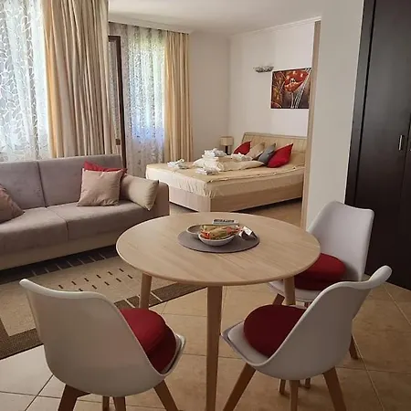 Apartment Cozy Garden View Studio At Oasis Beach Club Lozenets